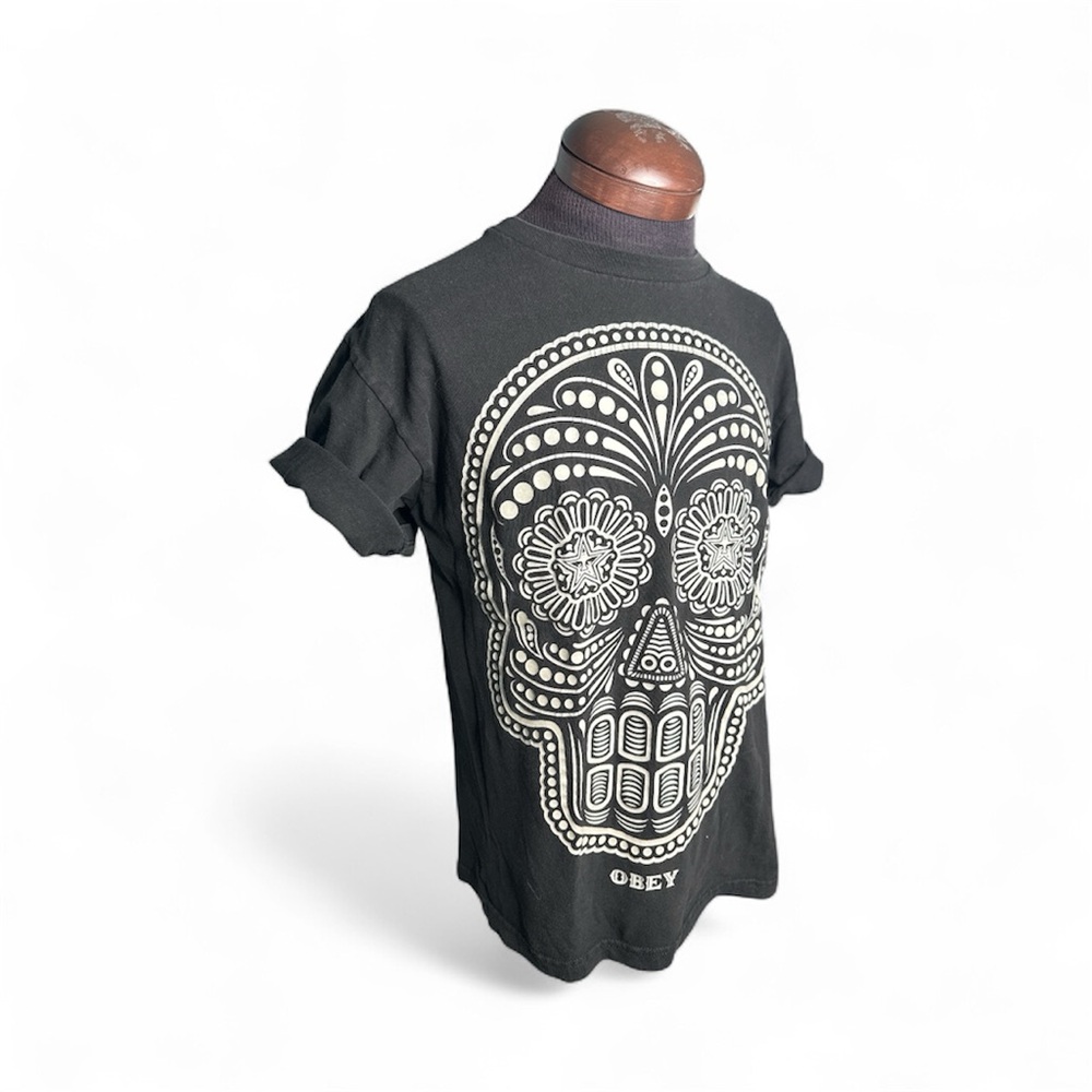 Grunge Black GLOW In the DARK Skull Tee Shirt Mens M Y2K  Halloween Ready